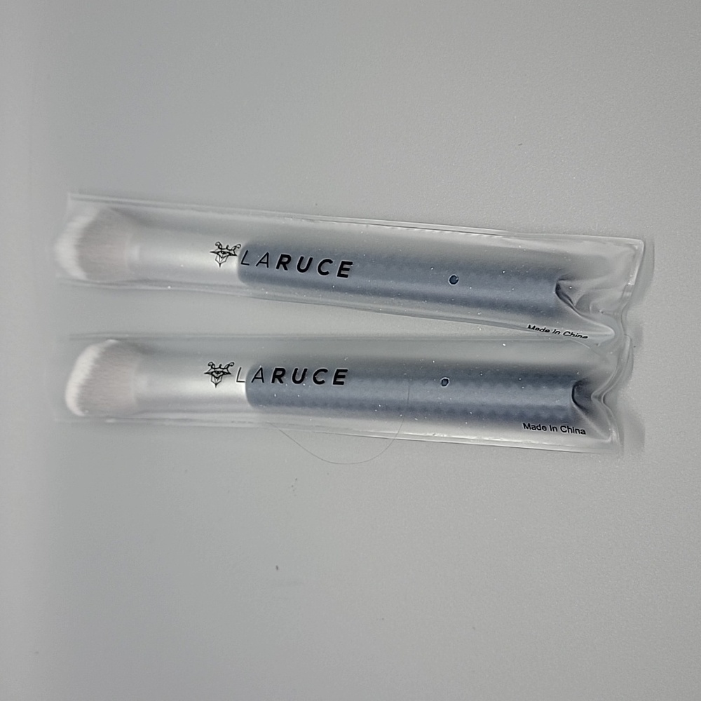 Laruce Makeup Brush Duo & Brush Cleaners - Picture 2 of 15